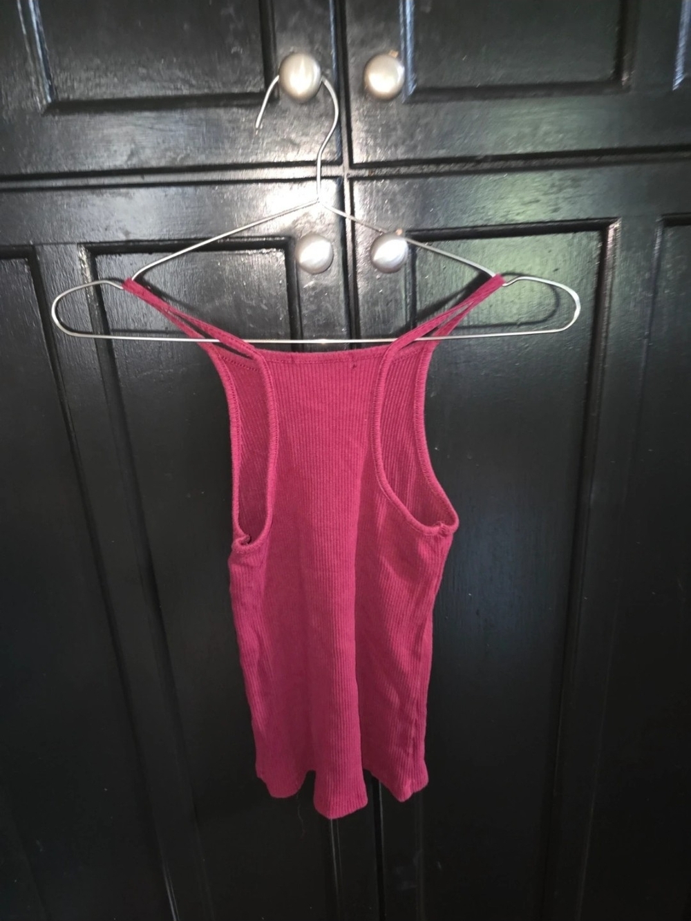 Brandy Melville Ribbed Tank Top - Deep Raspberry - Picture 2 of 3